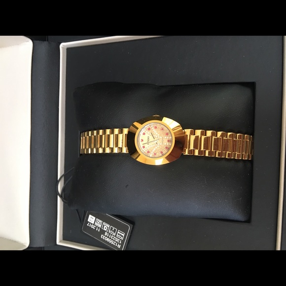 Authentic Rado Ladies Watch - Picture 3 of 8